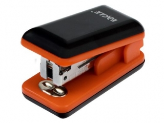 Zszywacz EAGLE IN TOUCH S5148 czarno-pomara�czowy 15  kartek
