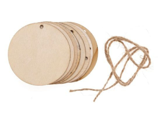 Plasty drewna z otworem + sznurek jutowy ilo��: 8 szt �rednica: 6 cm grubo��: 2 mm